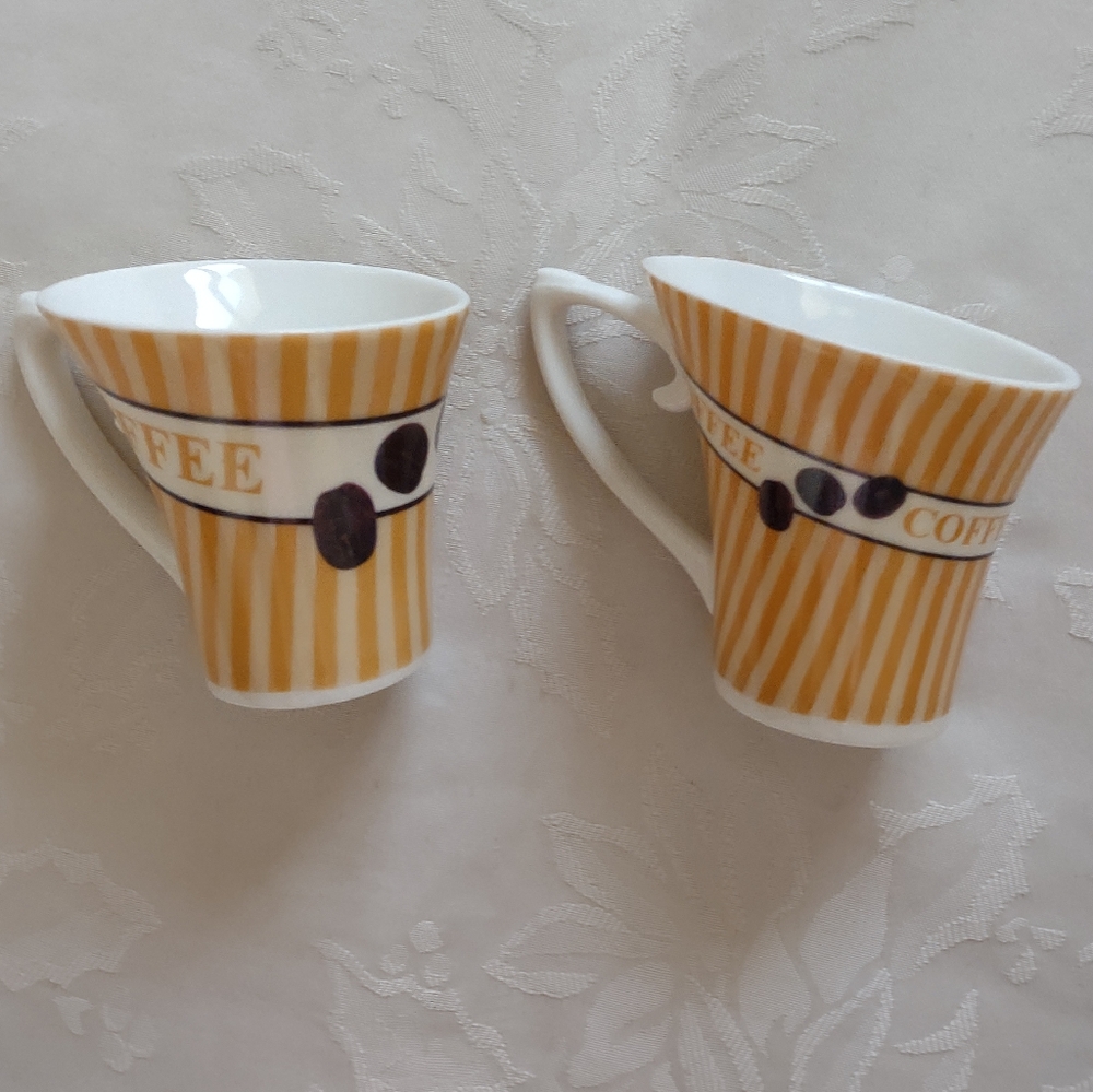 Art Deco Design Espresso Demitasse Coffee 2 Cups